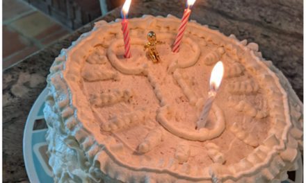 Best Relationship Pranks (8 Pics)